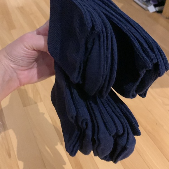 🆓 w $30 purch -NWT Boy 6 Pack Crew Navy Blue Socks - size XL (shoe size Y 7-8) - Picture 5 of 8